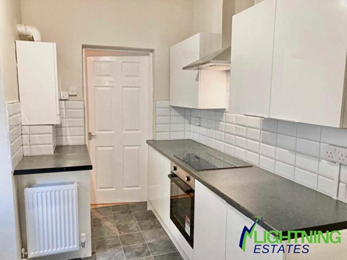 2 Bedroom Flat To Rent In Saltwell Place, Gateshead, NE8