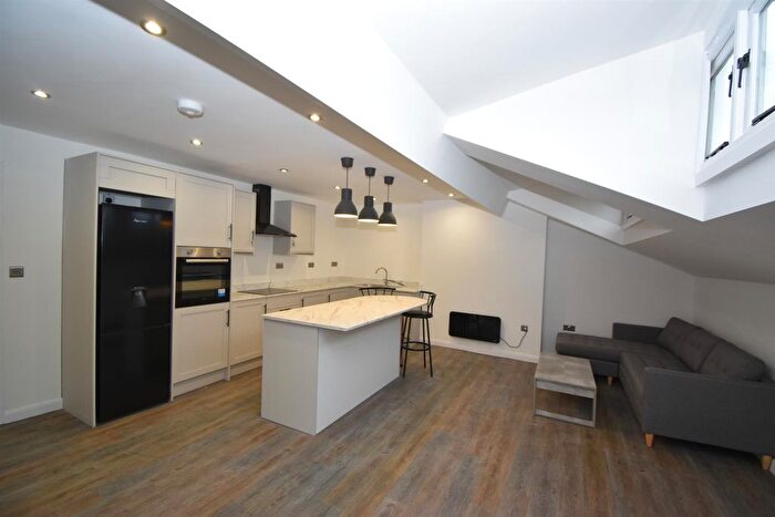 1 Bedroom Flat To Rent In Victoria Terrace, Leamington Spa, CV31