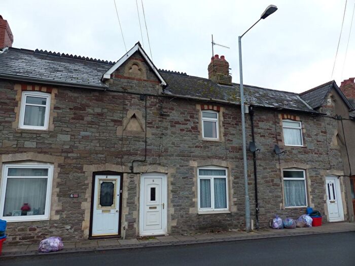 2 Bedroom Property To Rent In Penpentre, Brecon, LD3