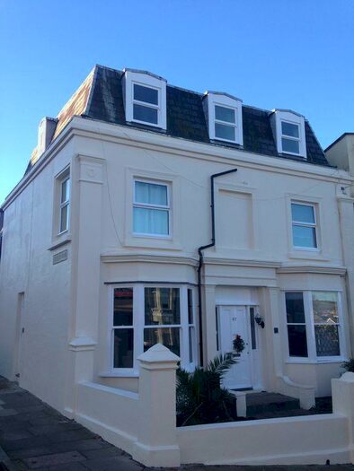 1 Bedroom Flat To Rent In Islingword Road, Brighton, East Sussex, BN2
