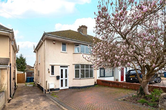 3 Bedroom Semi-Detached House For Sale In Kiln Lane, Headington, OX3