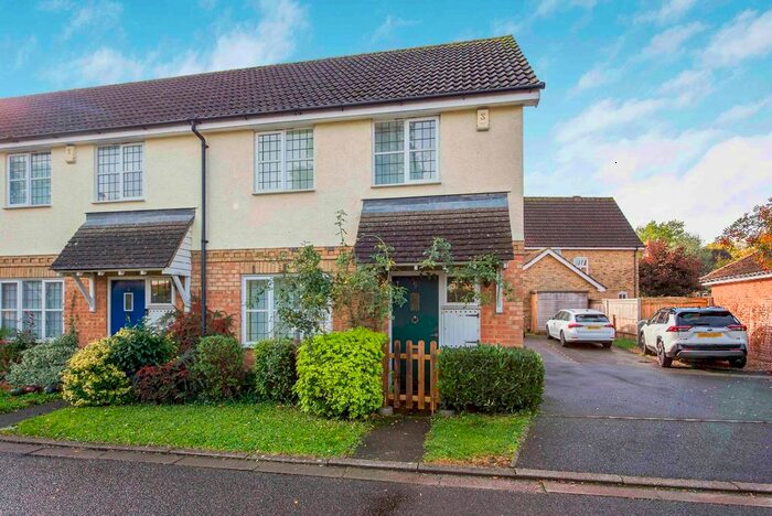 3 Bedroom Terraced House To Rent In Monro Drive, GU2