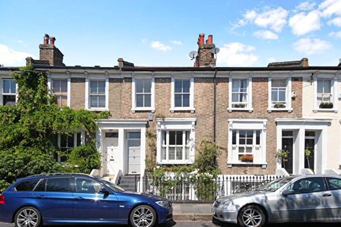 3 Bedroom Detached House To Rent In Avalon Road, London, SW6