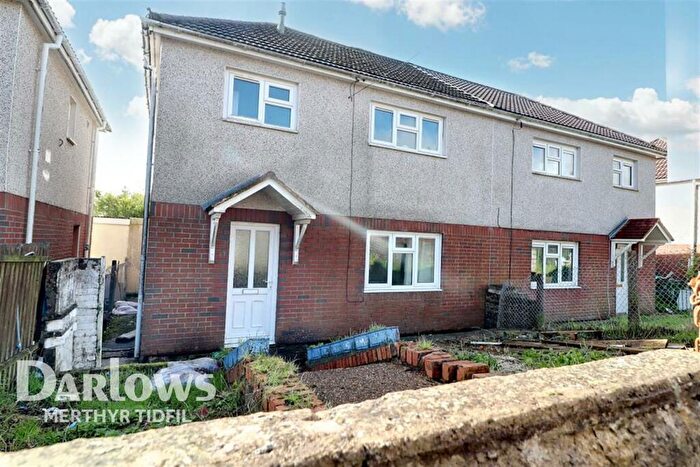 3 Bedroom Semi-Detached House To Rent In Brookfield Avenue, NP22