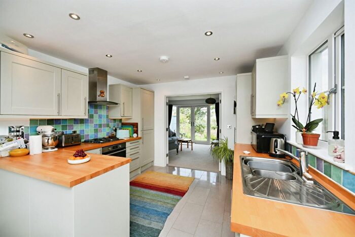 3 Bedroom End Of Terrace House For Sale In Friars Close, Peacehaven, BN10