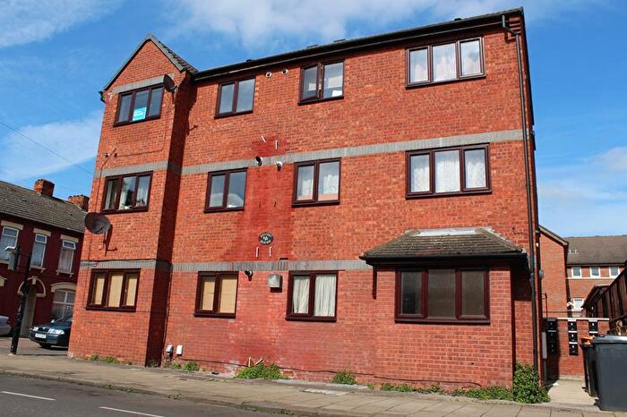Flat To Rent In Grafton Road, Bedford, MK40