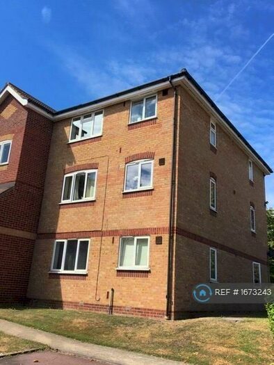 1 Bedroom Flat To Rent In Shorwell Court, Purfleet, RM19