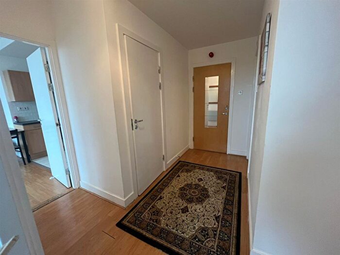 2 Bedroom Flat To Rent In City Heights, Victoria Bridge Street, Salford, M3