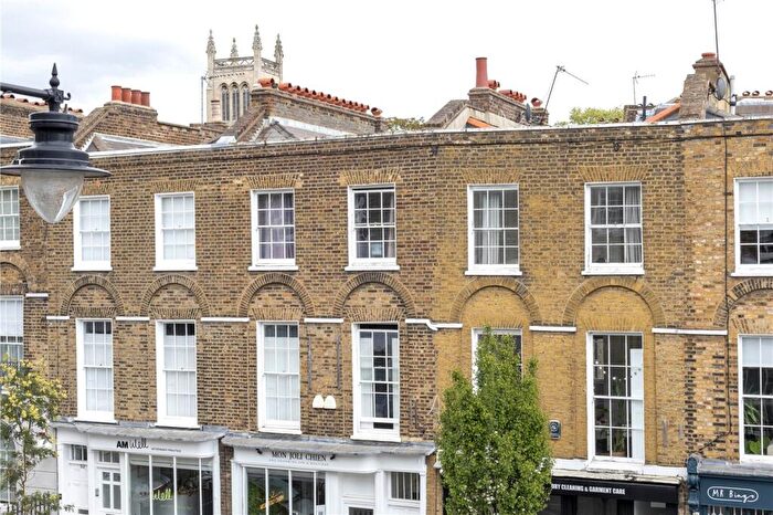 4 Bedroom Terraced House For Sale In Amwell Street, London, EC1R
