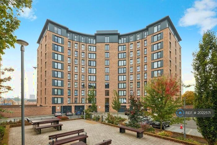2 Bedroom Flat To Rent In Washington Apartments, Birmingham, B15