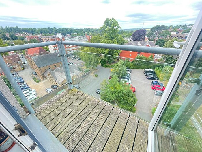 1 Bedroom Flat To Rent In Midland Road, Hemel Hempstead, HP2