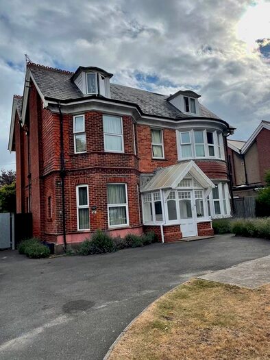 2 Bedroom Property To Rent In Portchester Road, Bournemouth, BH8