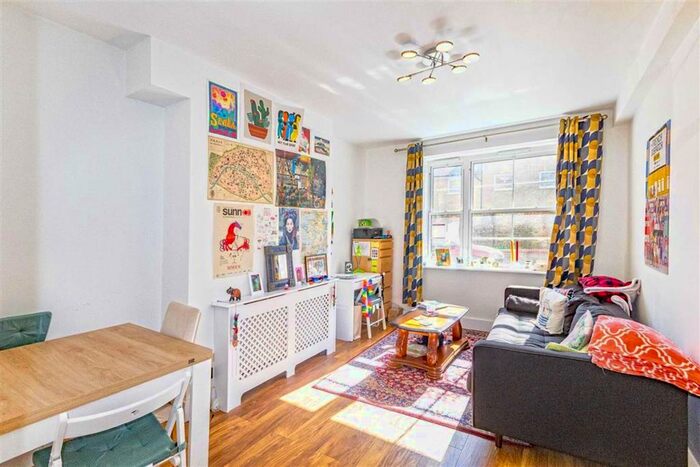 1 Bedroom Flat To Rent In Vauban Estate, London, SE16