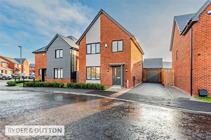 4 Bedroom Detached House For Sale In Boulter Close, East Hollinsfield, Middleton, Manchester, M24