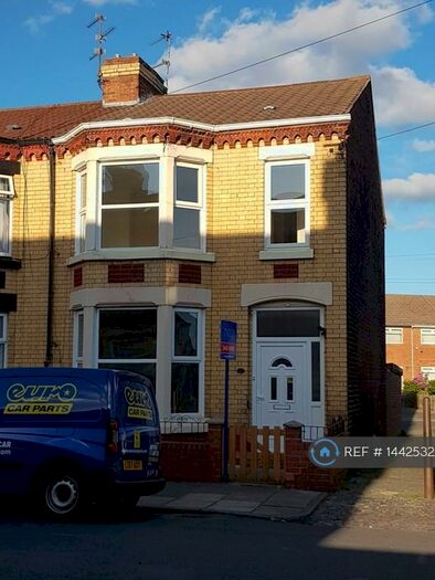 3 Bedroom End Of Terrace House To Rent In Clarence Road, Wallasey, CH44