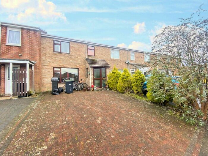 3 Bedroom Terraced House For Sale In Martyr Close, Dorchester DT1
