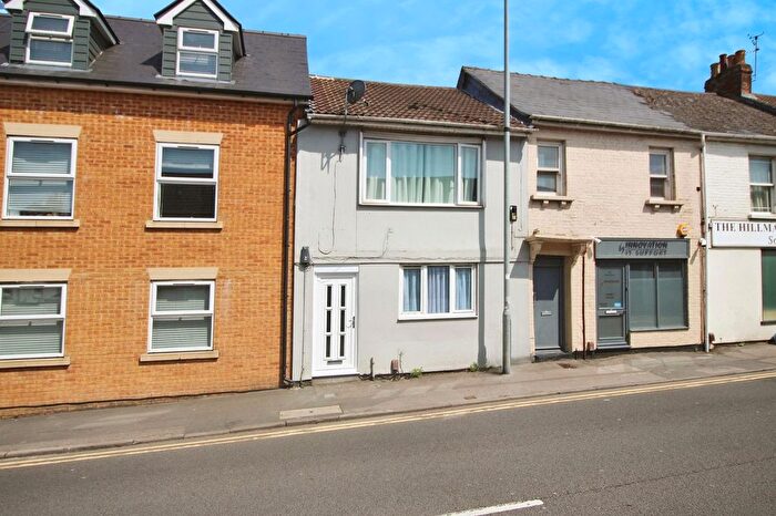 1 Bedroom Flat To Rent In Victoria Road, Swindon, SN1