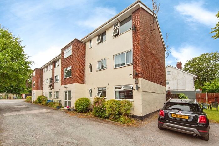 2 Bedroom Flat For Sale In Egerton Park, Birkenhead, CH42