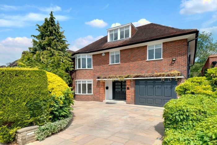 6 Bedroom Detached House To Rent In Norrice Lea, N2
