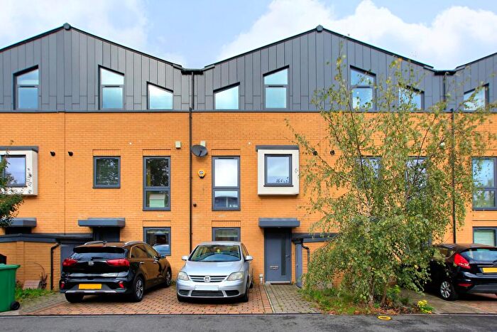 4 Bedroom Terraced House To Rent In Faren Terrace, Eveline Road, CR4