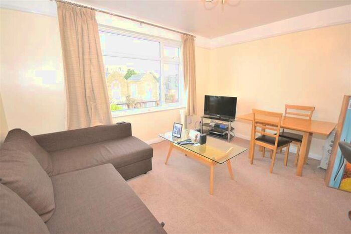 1 Bedroom Flat To Rent In Bramlands Court 24 Stanley Road, Wimbledon, SW19