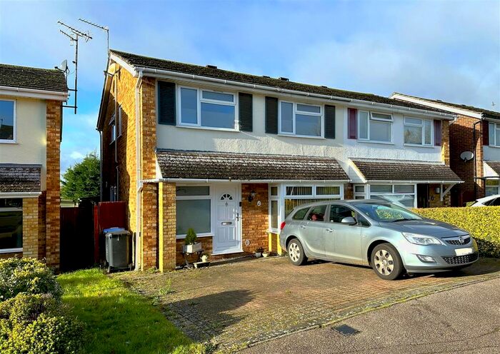 4 Bedroom End Of Terrace House To Rent In Varney Close, Hemel Hempstead, HP1