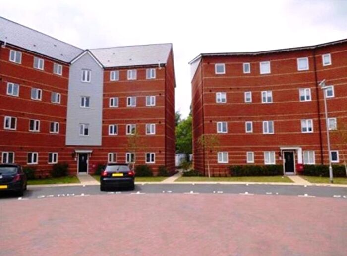 2 Bedroom Flat To Rent In Merton Way, Walsall, WS2