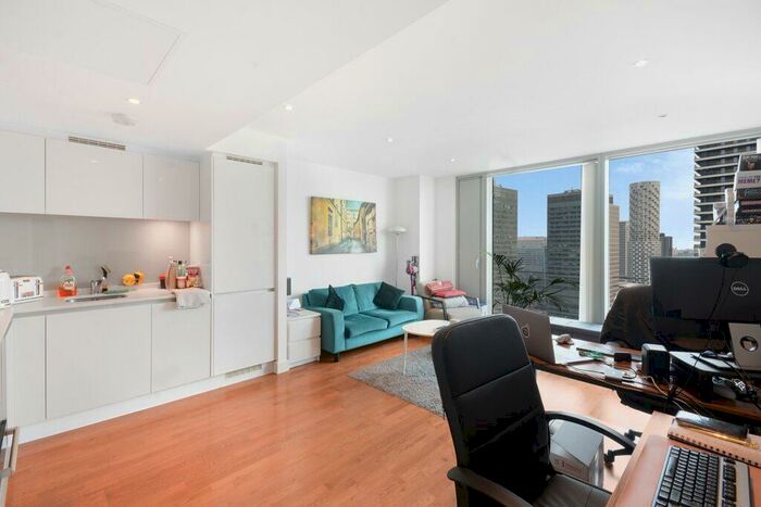 1 Bedroom Flat For Sale In Marsh Wall London, E14