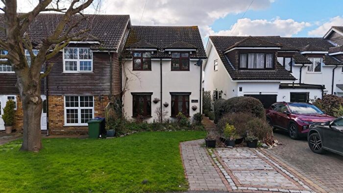4 Bedroom Terraced House For Sale In Tripat Close, Stanford-Le-Hope, SS17