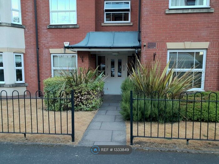 2 Bedroom Flat To Rent In Coundon, Coventry, CV6