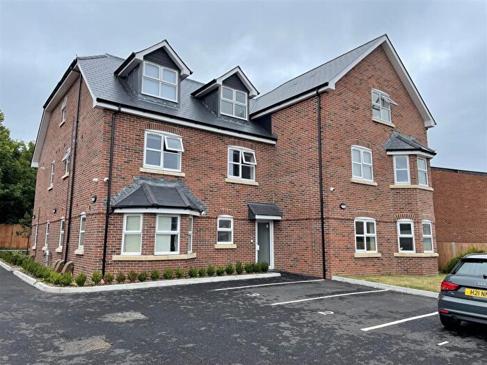 2 Bedroom Flat To Rent In Haymoor Road, Poole, BH15