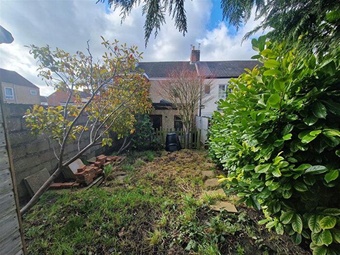 3 Bedroom Terraced House For Sale In Horace Street, Swindon, SN2