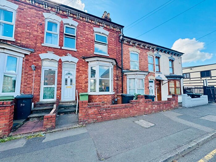 2 Bedroom Property To Rent In Mill Road, Wellingborough, NN8