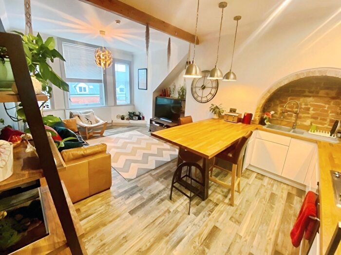 1 Bedroom Apartment To Rent In Grosvenor Road, NR2