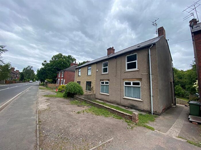 3 Bedroom Semi Detached House To Rent In Mansfield Road, Corbriggs, S41