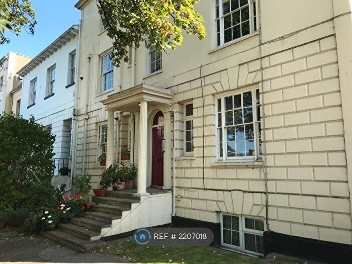2 Bedroom Flat To Rent In Castle Hill, Reading, RG1