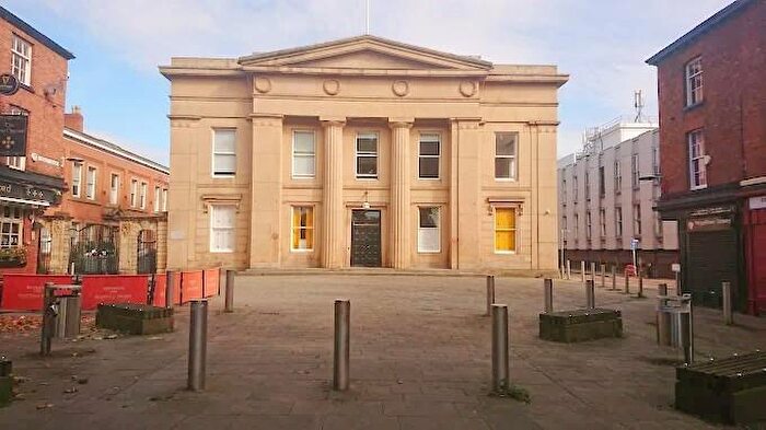 1 Bedroom Apartment To Rent In Bexley Square, Salford, M3