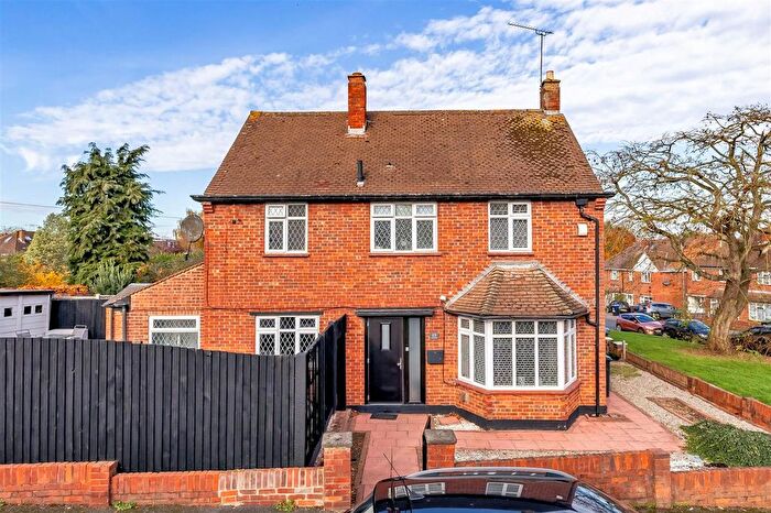 4 Bedroom End Of Terrace House For Sale In Upper Swaines, Epping, CM16