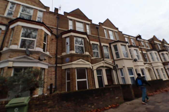 2 Bedroom Flat To Rent In Lower Road, Surrey Quays, SE16