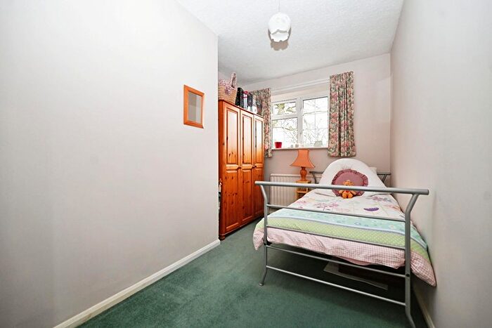 5 Bedroom Detached House For Sale In Layton Avenue, Rawdon, Leeds, LS19