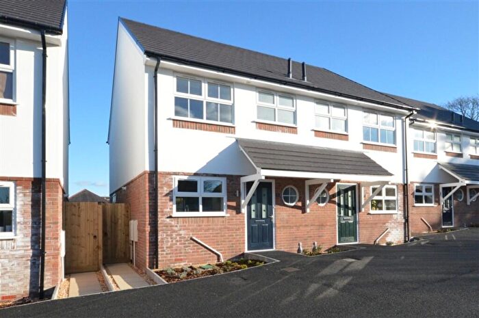 3 Bedroom Semi-Detached House To Rent In Chapel Gardens, Bournemouth, BH8