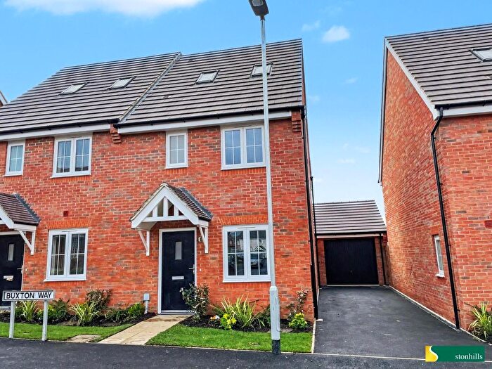 3 Bedroom Semi-Detached House For Sale In Buxton Way, Boughton, Northampton, NN2