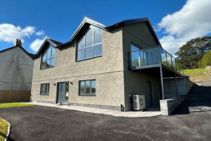 4 Bedroom Property To Rent In Capel Seion Road, Llanelli, SA15