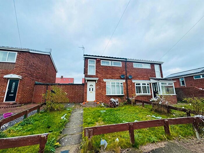 3 Bedroom House For Sale In Rowan Close, North Hylton, Sunderland, SR4