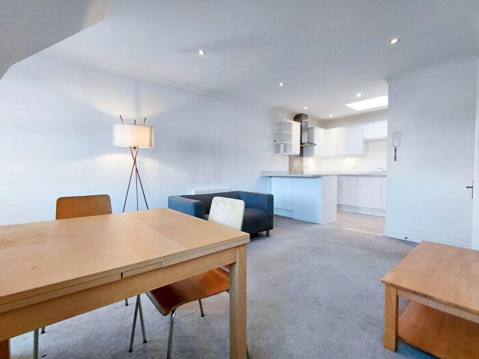 1 Bedroom Flat To Rent In The Gables, Waldeck Road, London, W13