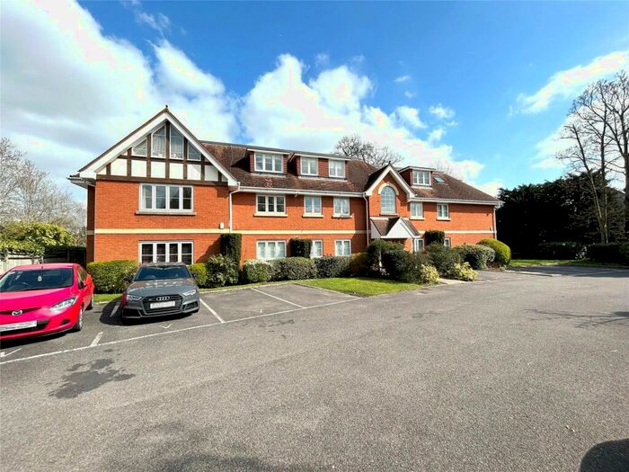 2 Bedroom Apartment To Rent In Highgrove, Winnersh Grove, Reading Road, Winnersh, Wokingham, RG41