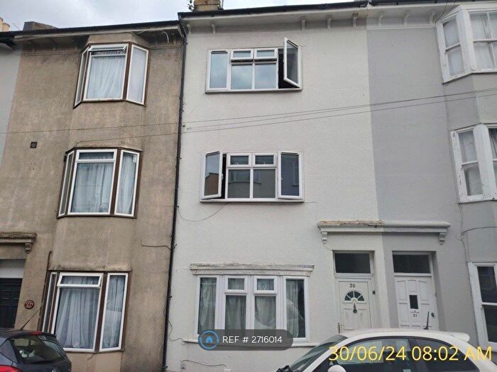 4 Bedroom Terraced House To Rent In St. Martins Place, Brighton, BN2