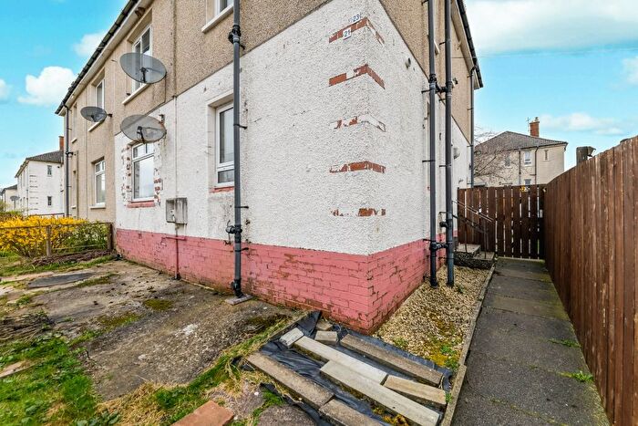 2 Bedroom Flat For Sale In School Road, East Ayrshire, Auchinleck, KA18