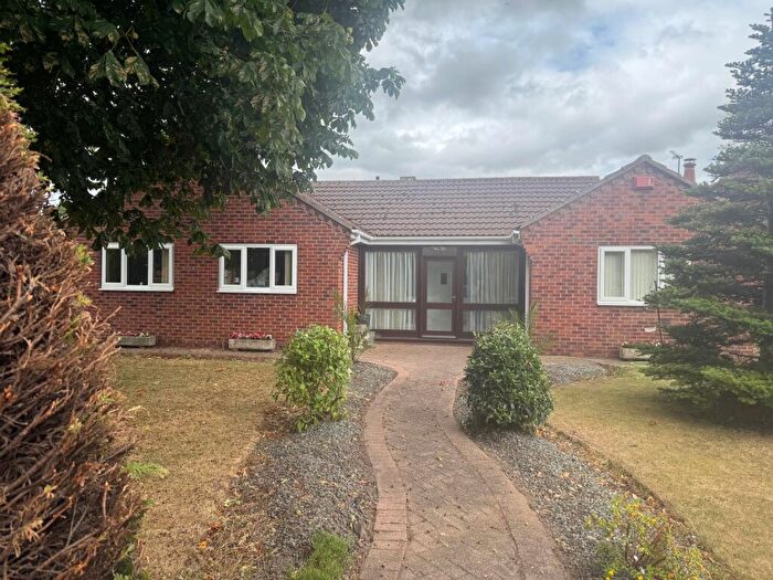 4 Bedroom Detached Bungalow For Sale In West Lea, Bawtry Road, Harworth, DN11