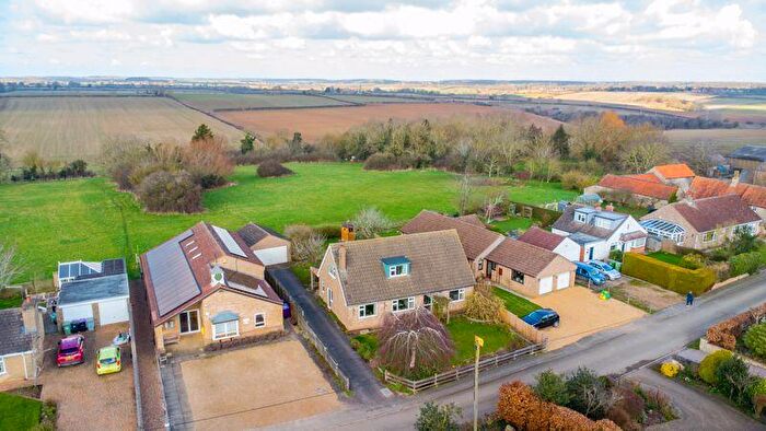 4 Bedroom Detached House For Sale In Great Modernisation Project - Competitively Priced, NG33